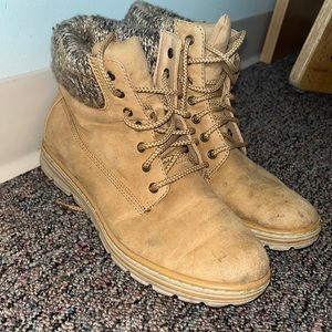 Cliff boots